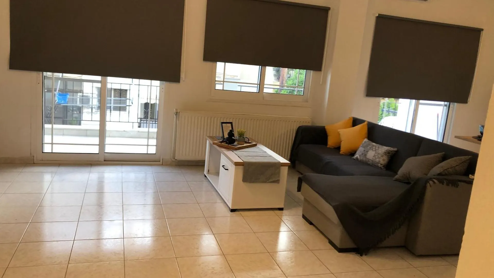 Ikies A&A Suites & Villas Νέα Μουδανιά